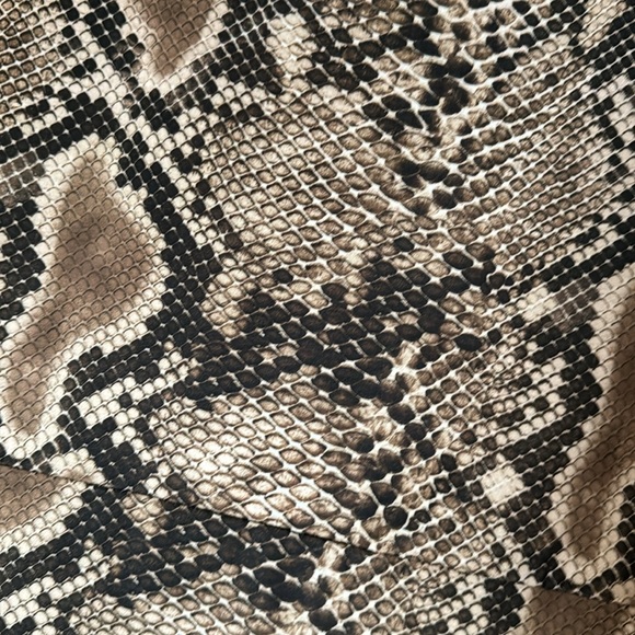 Bodysuit - Picture 5 of 5